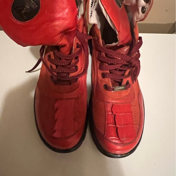 Mauri Men Red Horn Back Gator Sneakers - Picture 1 of 5